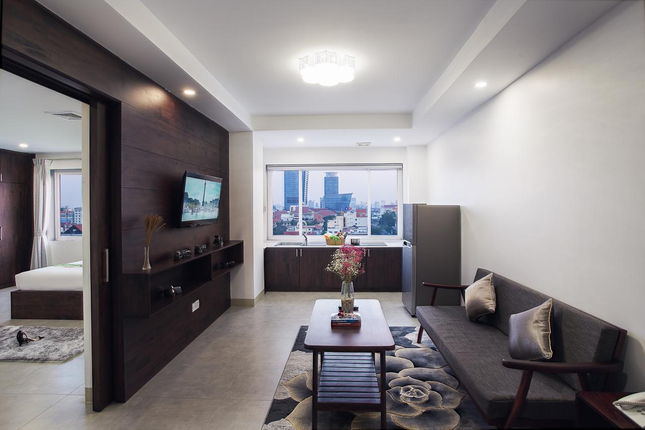Kuch Oudom Hotel Phnom Penh Bagian luar foto