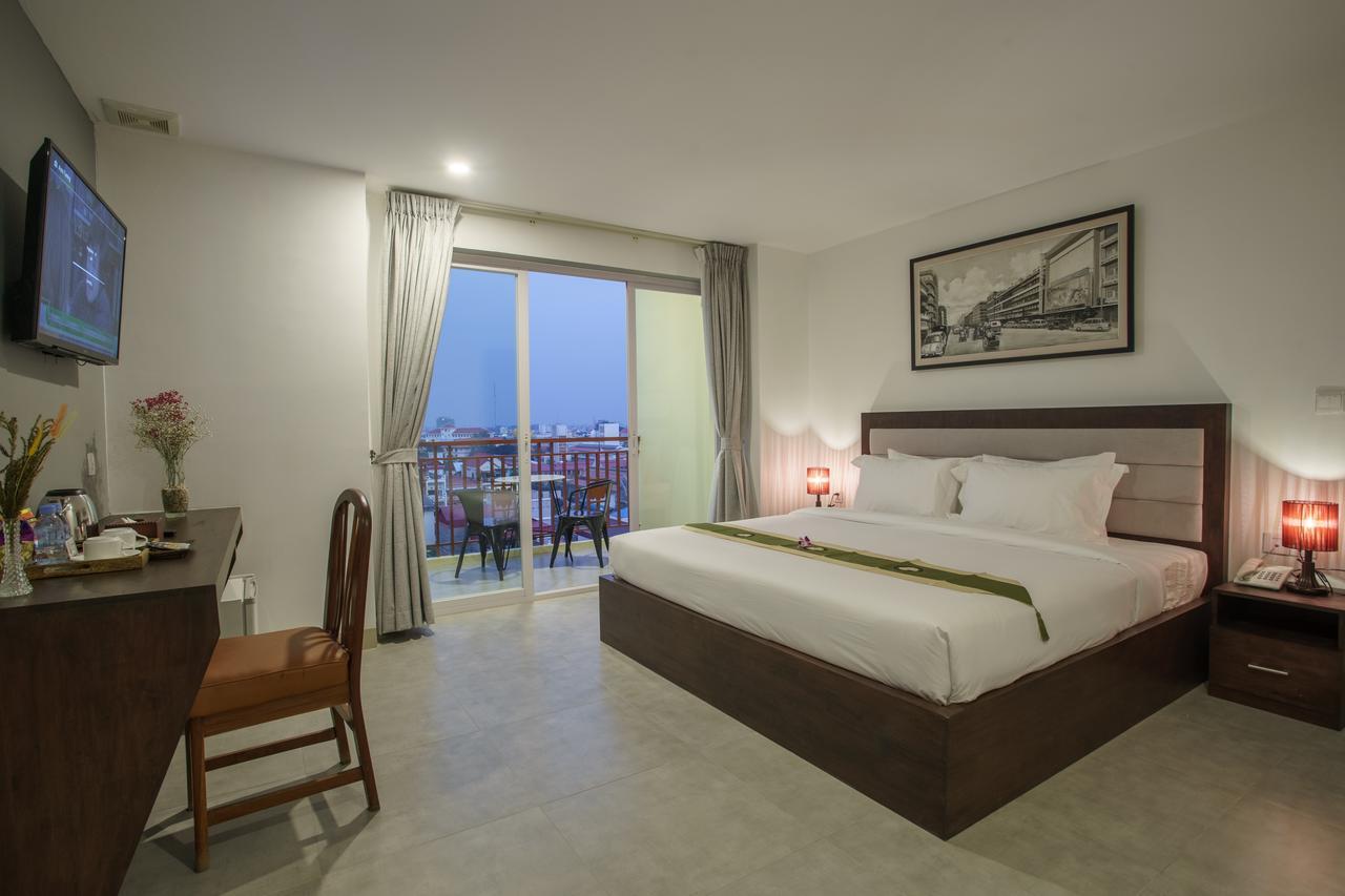 Kuch Oudom Hotel Phnom Penh Bagian luar foto