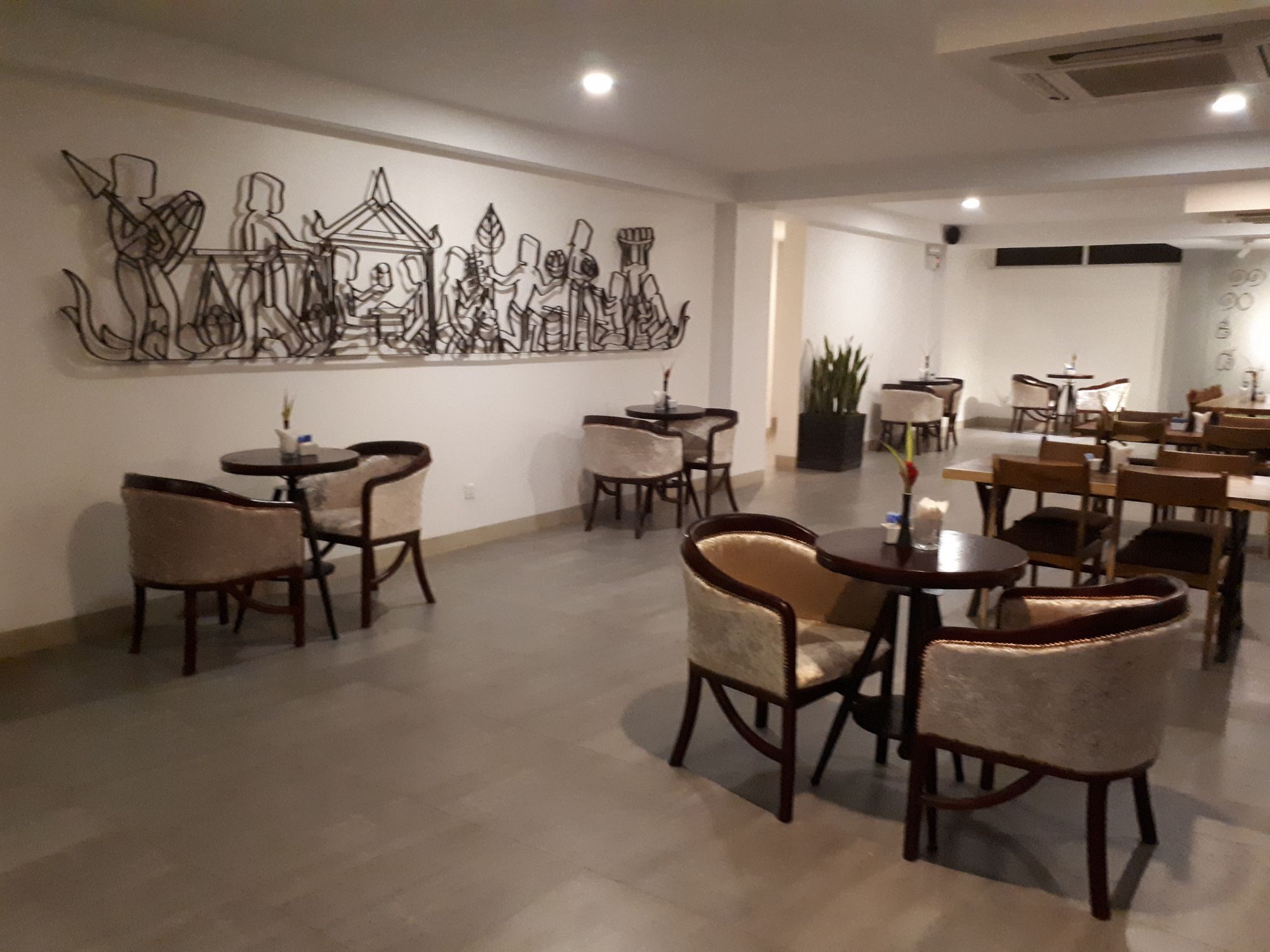Kuch Oudom Hotel Phnom Penh Bagian luar foto