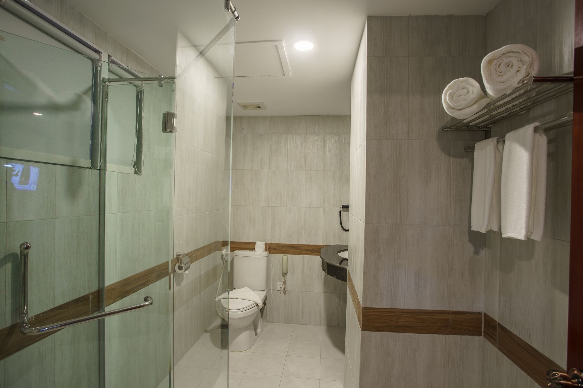 Kuch Oudom Hotel Phnom Penh Bagian luar foto